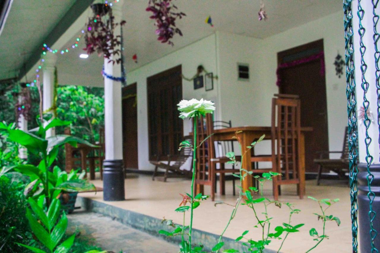 Sigiriya Mana B&B מראה חיצוני תמונה